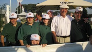 Golfistas con Síndrome de Down junto a Roberto De Vicenzo en Buenos Aires